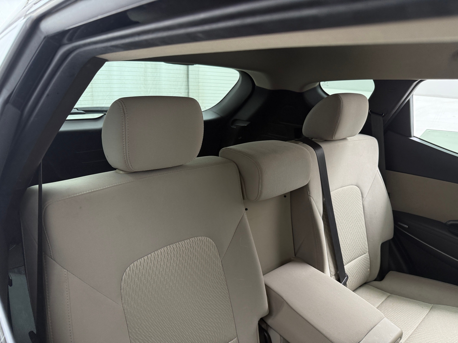 Thumbnail: 2017 Hyundai Santa Fe - 6