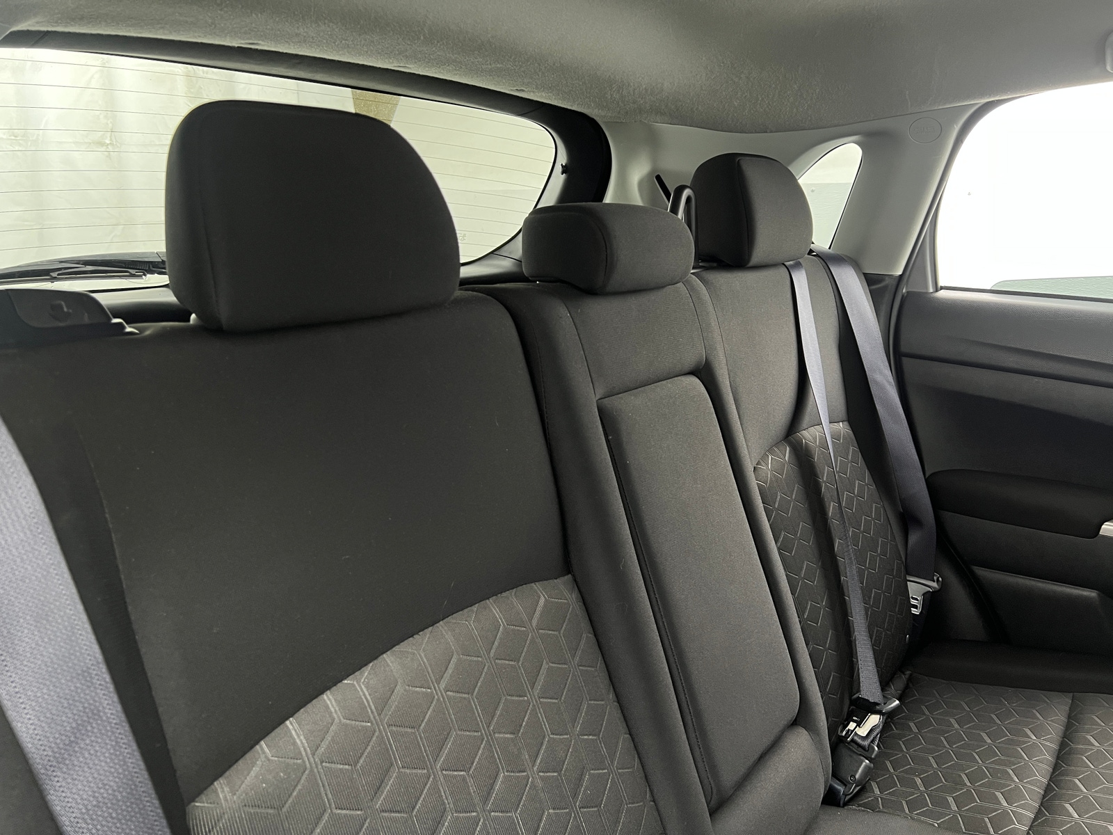 Thumbnail: 2021 Mitsubishi Outlander Sport - 6
