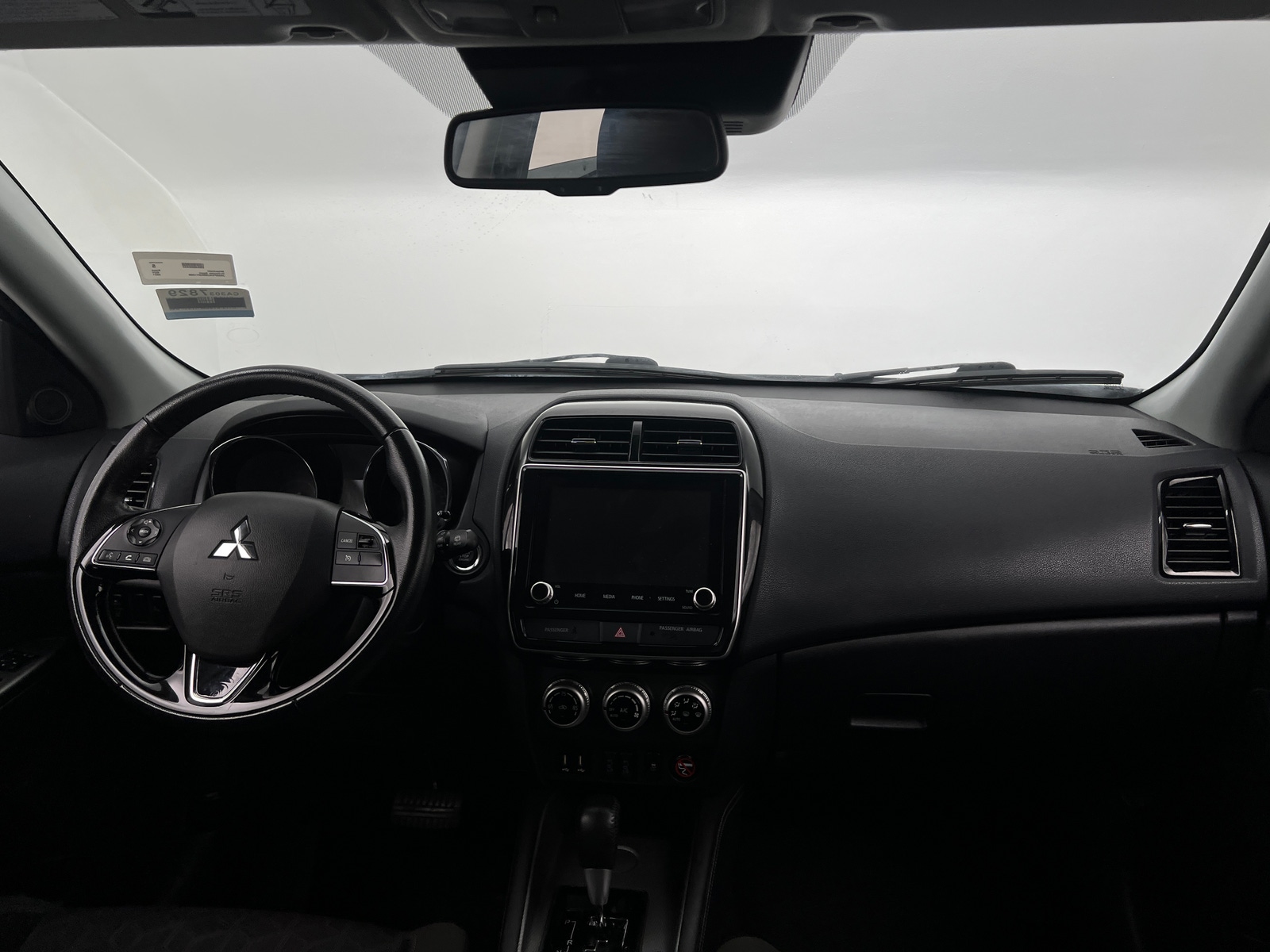Thumbnail: 2021 Mitsubishi Outlander Sport - 3
