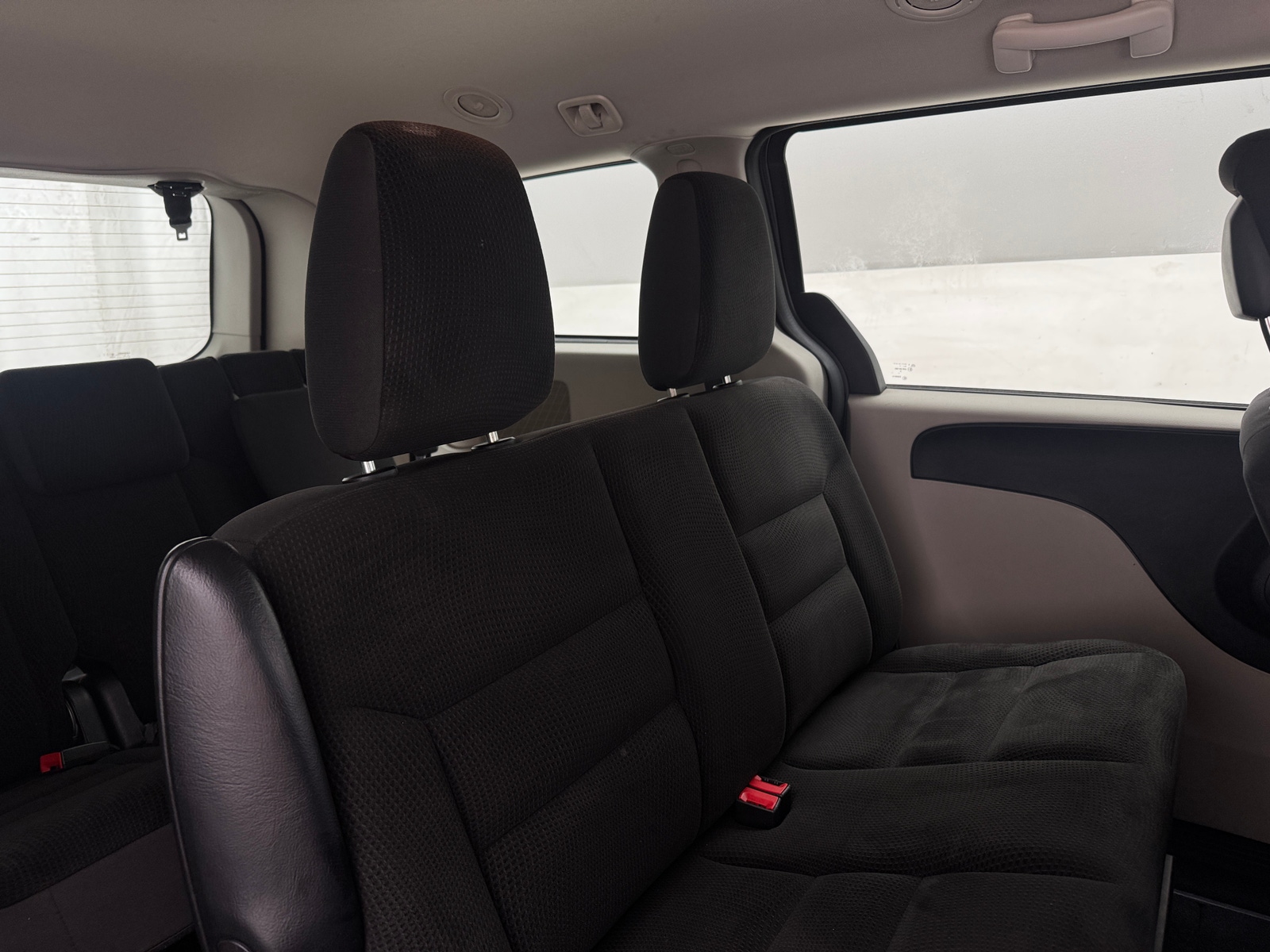 Thumbnail: 2017 Dodge Grand Caravan - 6