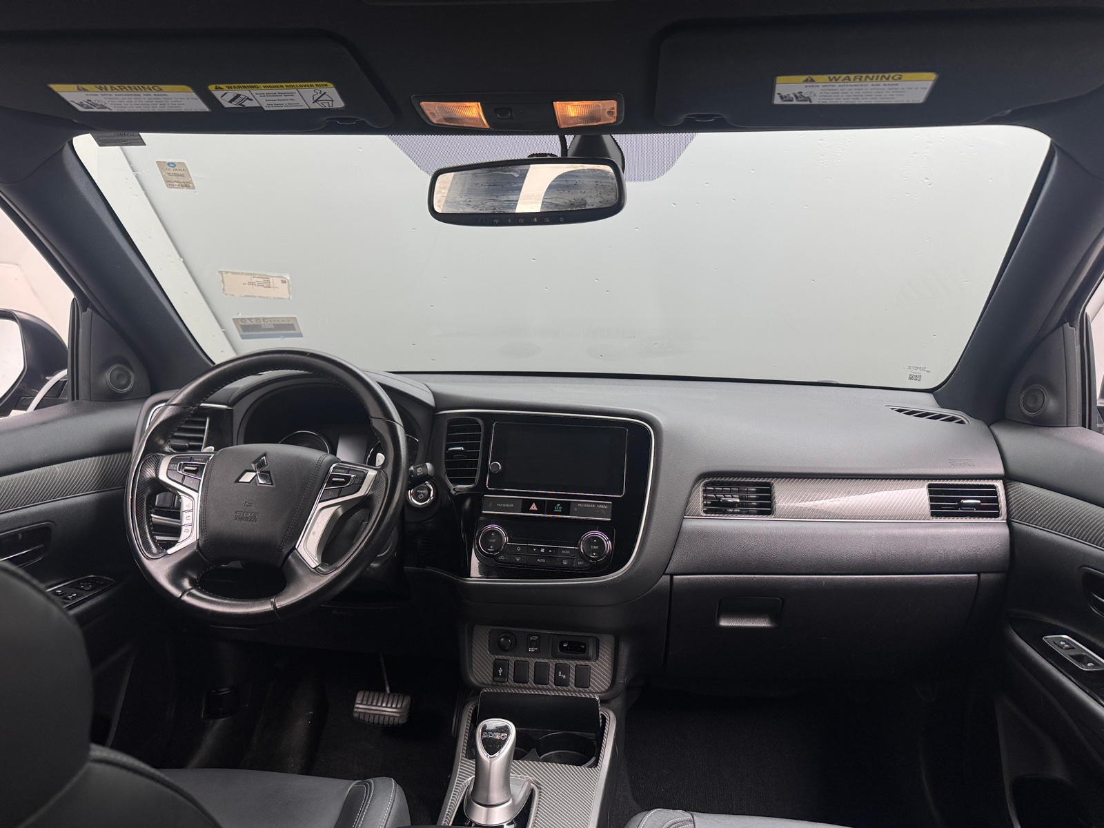 Thumbnail: 2019 Mitsubishi Outlander - 2