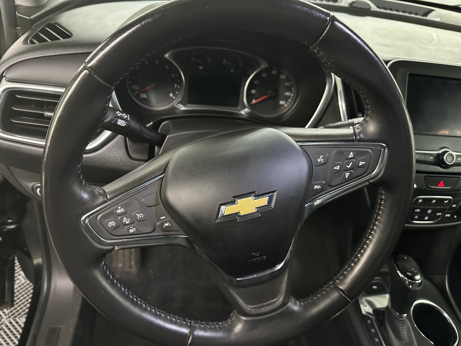 Thumbnail: 2021 Chevrolet Equinox - 5