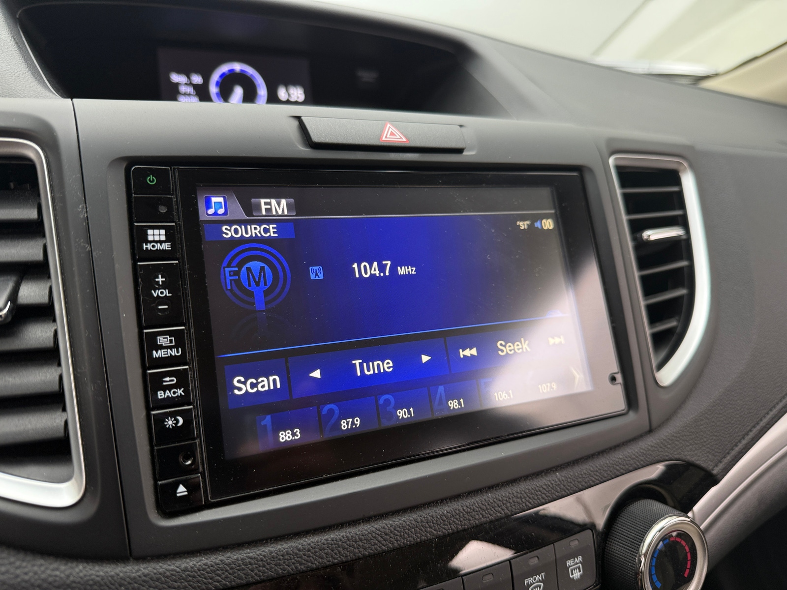 Thumbnail: 2015 Honda CR-V - 4
