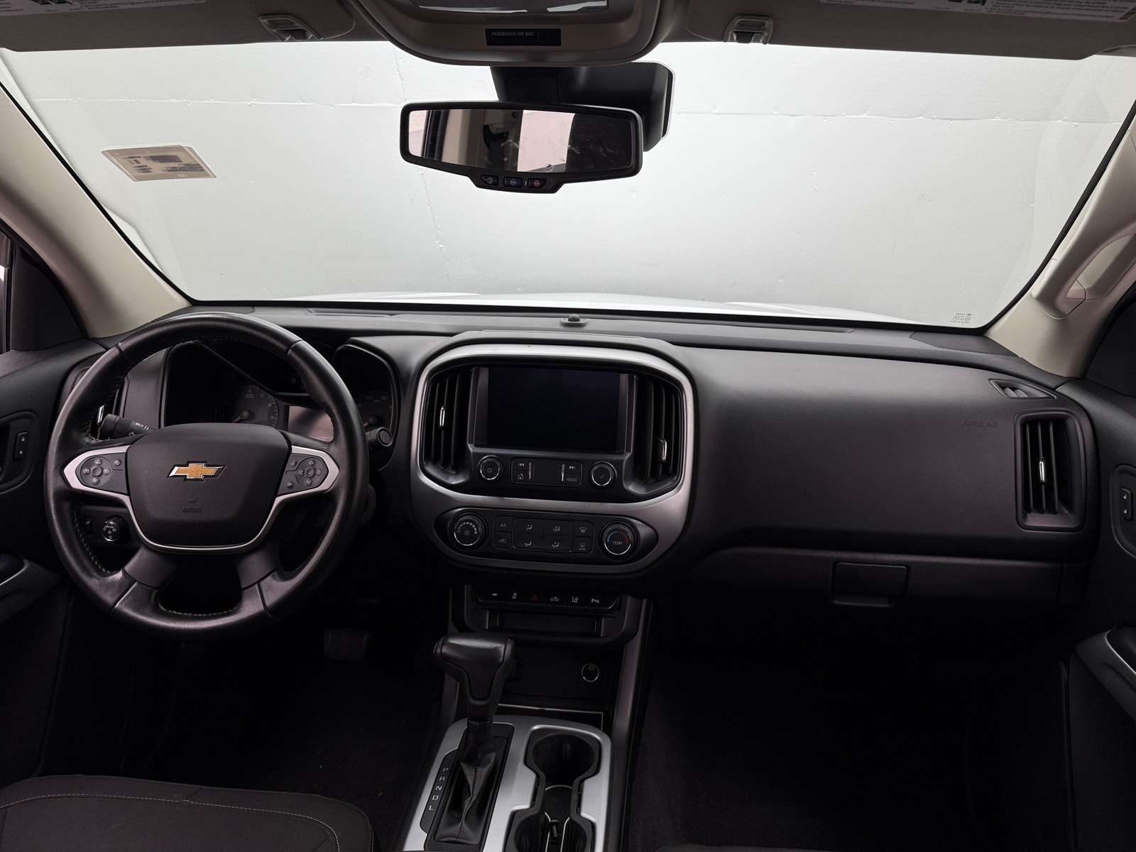 Thumbnail: 2021 Chevrolet Colorado - 3