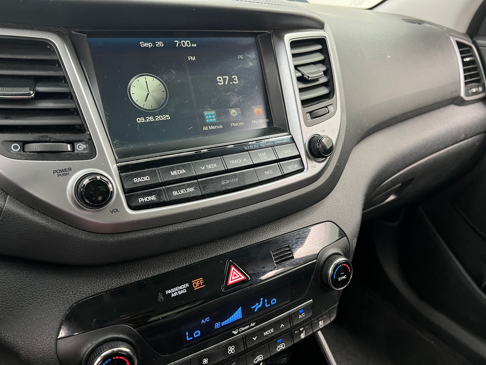 Thumbnail: 2017 Hyundai Tucson - 3