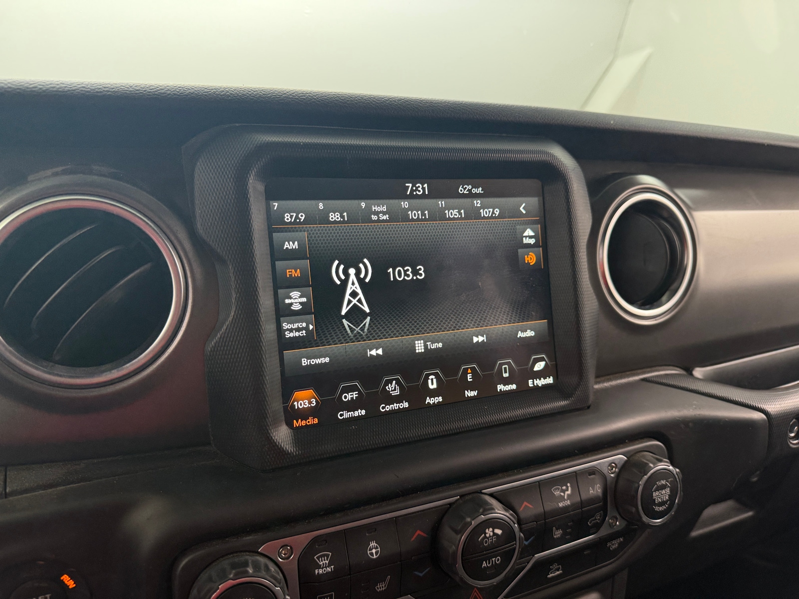 Thumbnail: 2023 Jeep Wrangler - 4