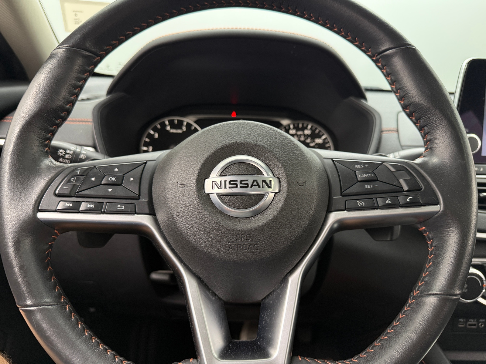 Thumbnail: 2022 Nissan Altima - 5