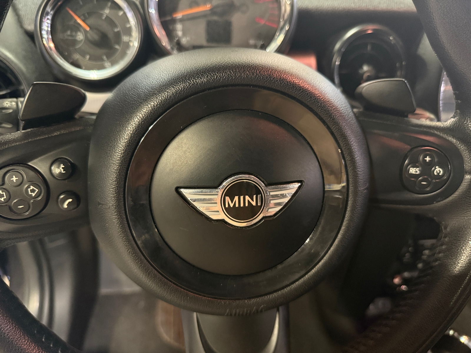 Thumbnail: 2015 MINI Cooper Convertible - 4