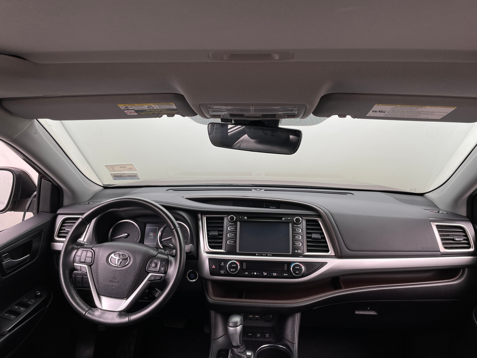Thumbnail: 2019 Toyota Highlander - 2