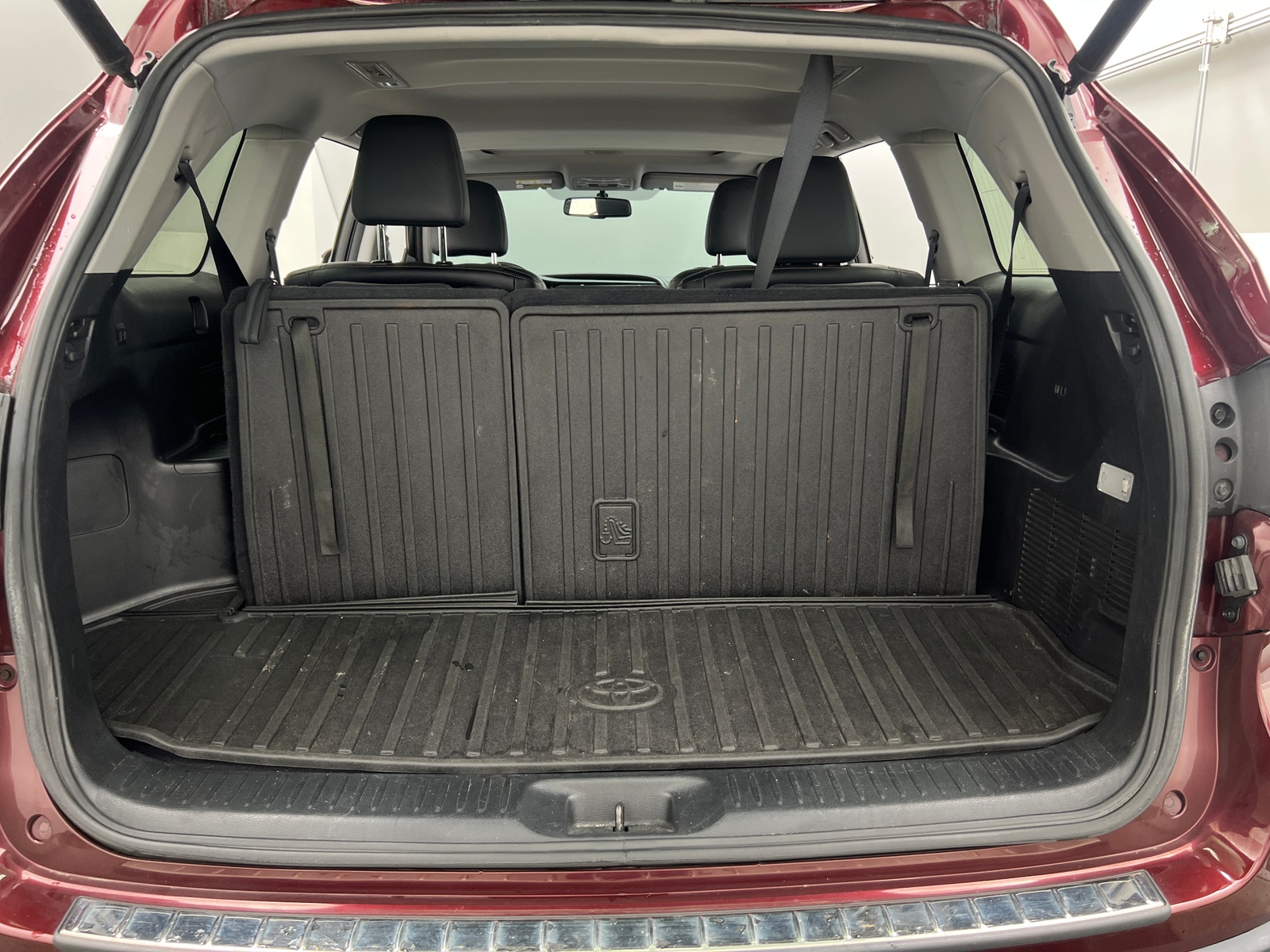 Thumbnail: 2016 Toyota Highlander - 6