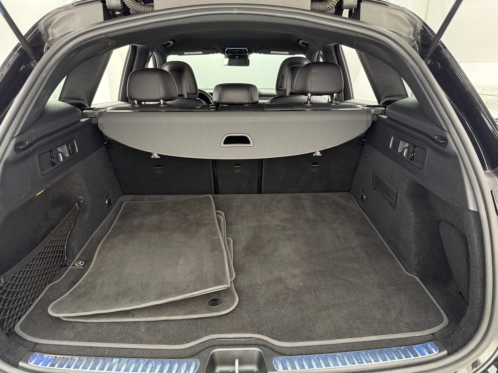 Thumbnail: 2024 Mercedes-Benz GLC - 6