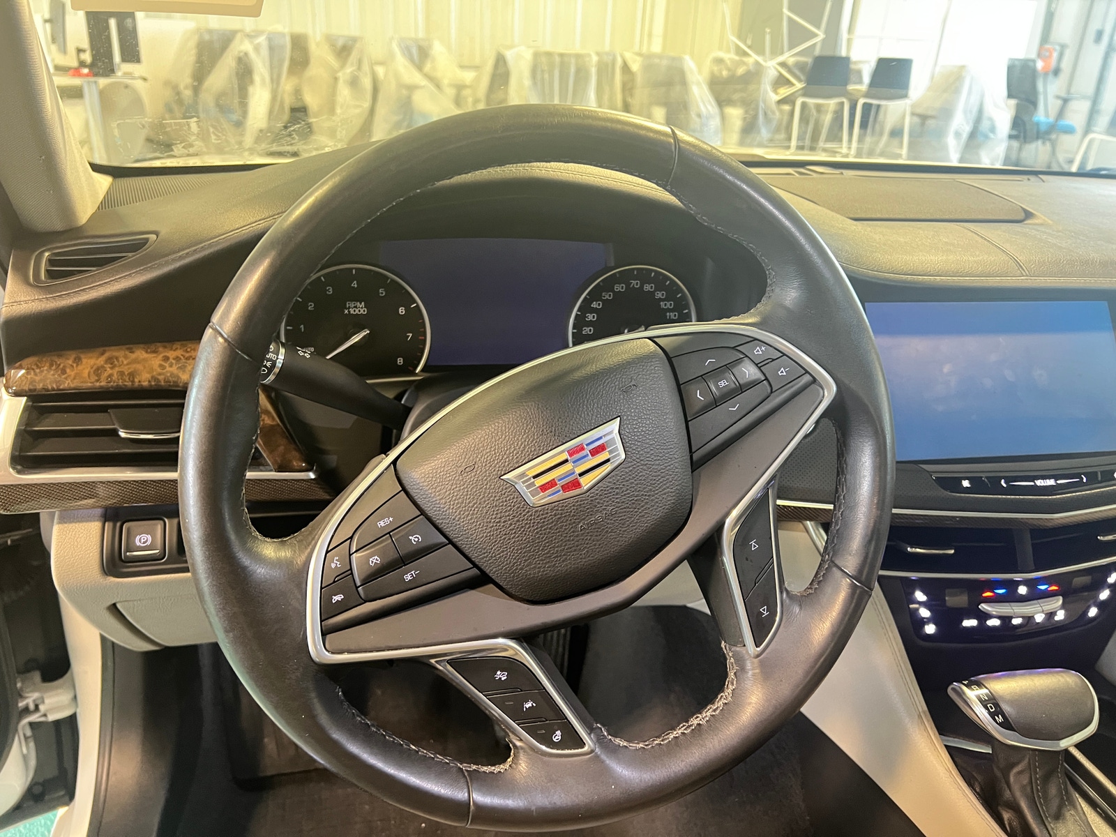 Thumbnail: 2017 Cadillac CT6 - 4