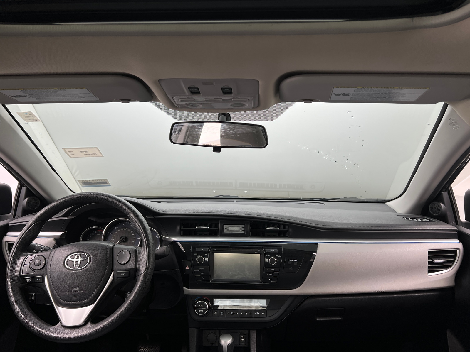 Thumbnail: 2016 Toyota Corolla - 3