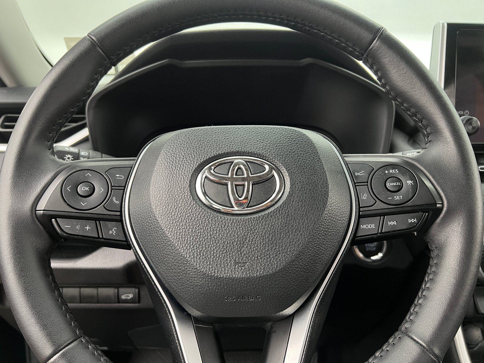 Thumbnail: 2025 Toyota RAV4 - 4