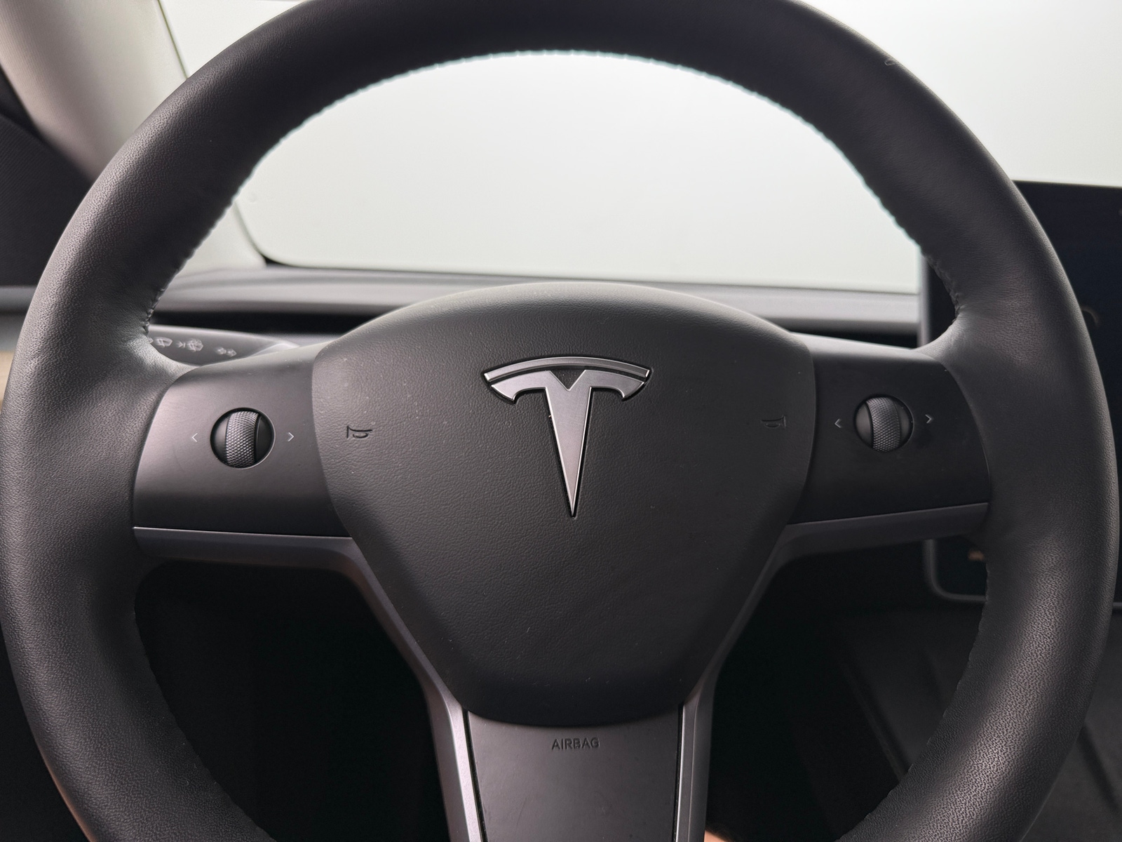 Thumbnail: 2022 Tesla Model Y - 4