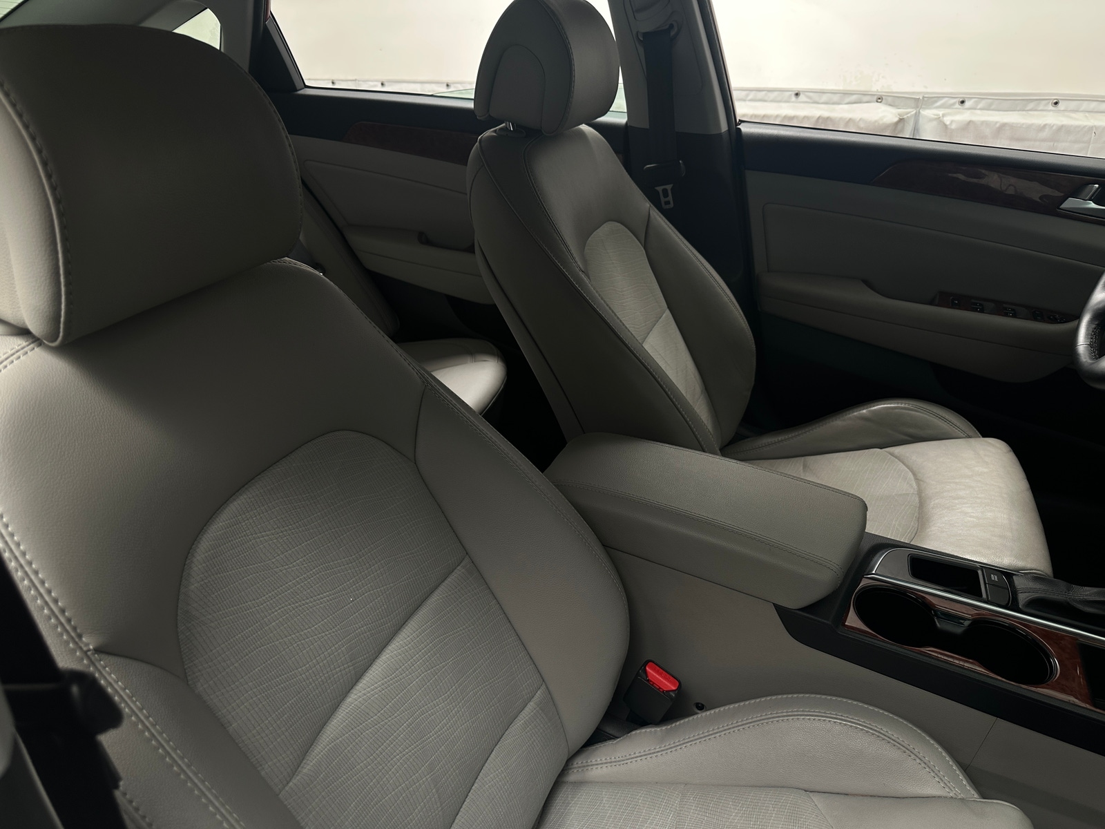 Thumbnail: 2015 Hyundai Sonata - 2