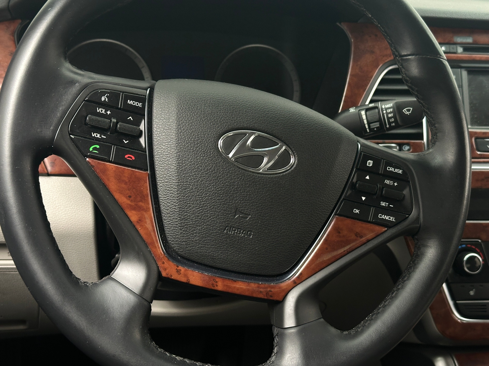 Thumbnail: 2015 Hyundai Sonata - 5