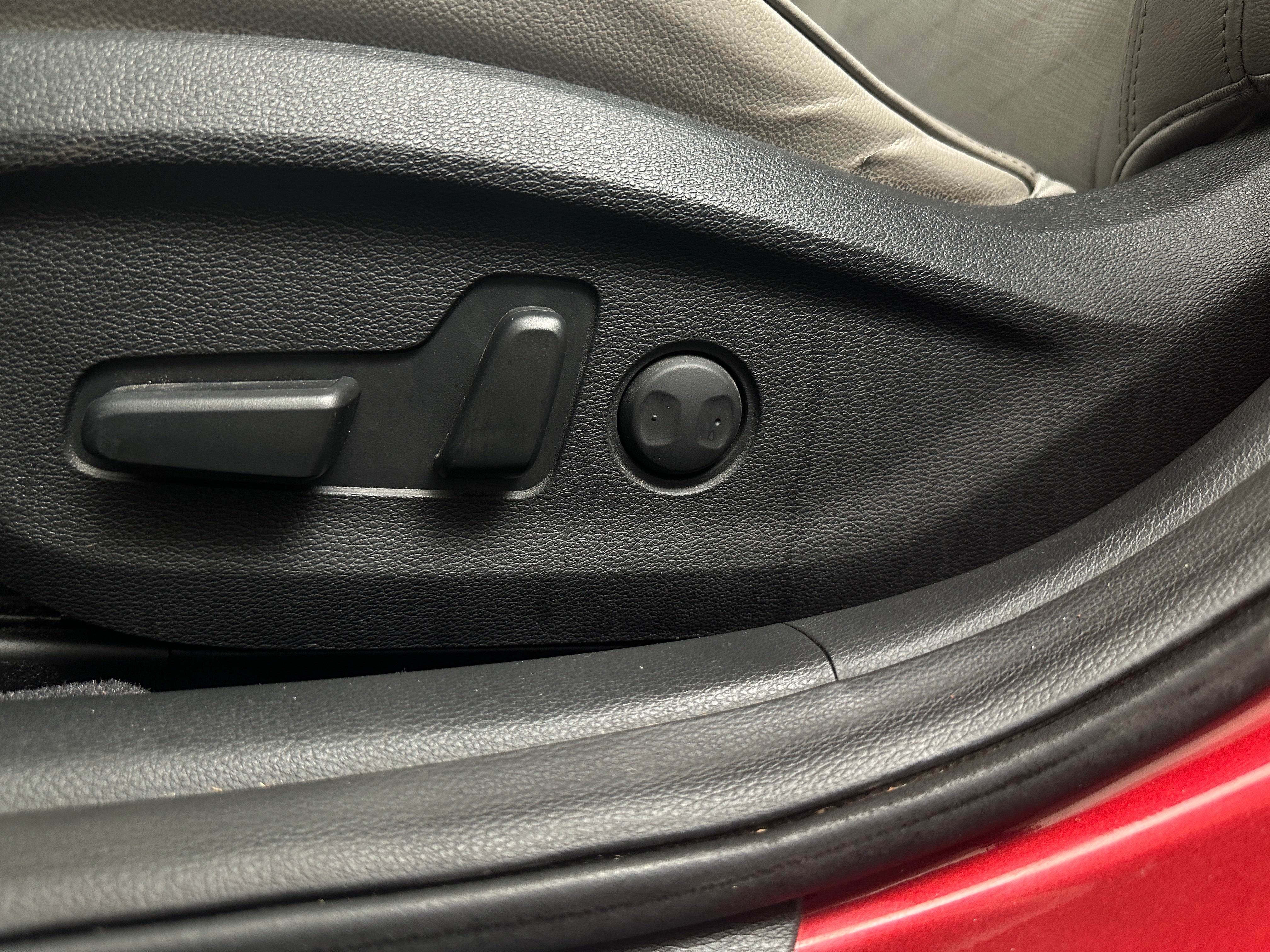 Used 2015 Hyundai Sonata Sport with VIN 5NPE34AF3FH251467 for sale in Oak Creek, WI