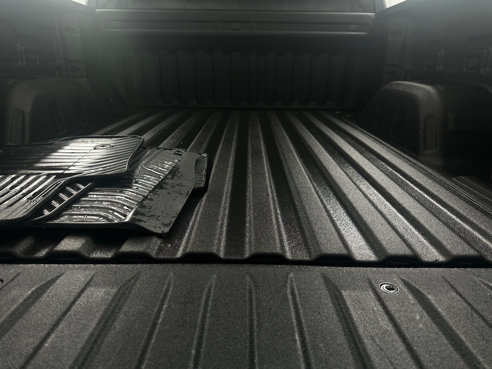 Thumbnail: 2023 Chevrolet Silverado 1500 - 7