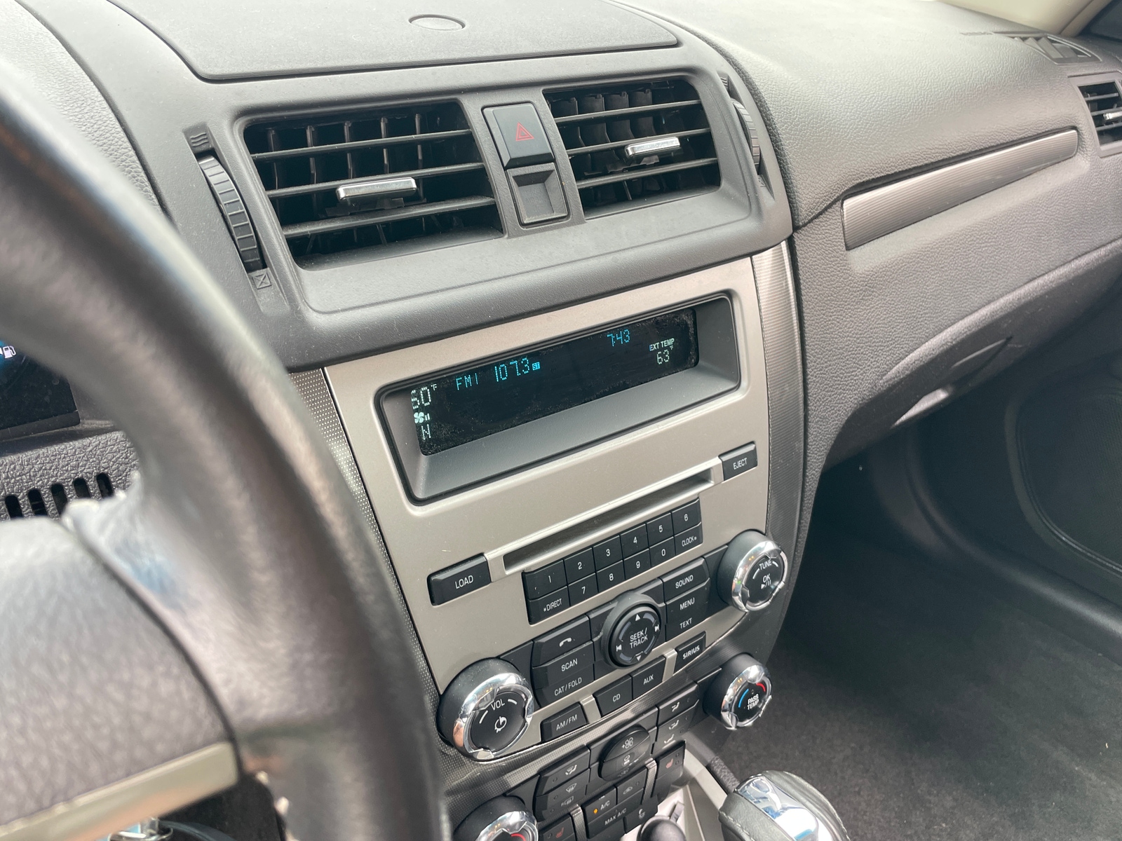 Thumbnail: 2012 Ford Fusion - 3