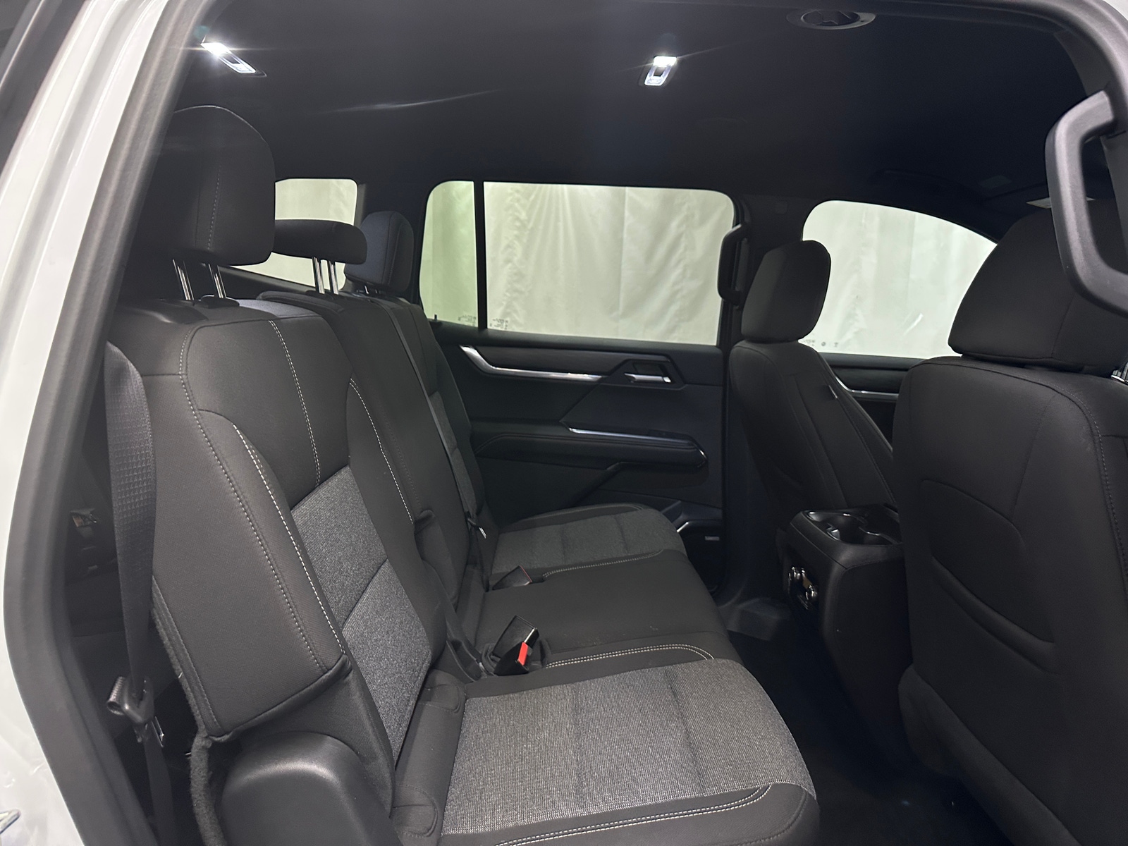 Thumbnail: 2025 GMC Acadia - 6