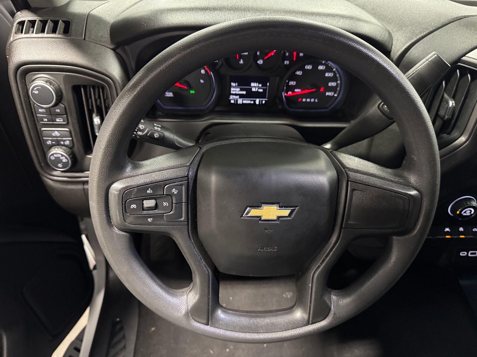 Thumbnail: 2023 Chevrolet Silverado 1500 - 5