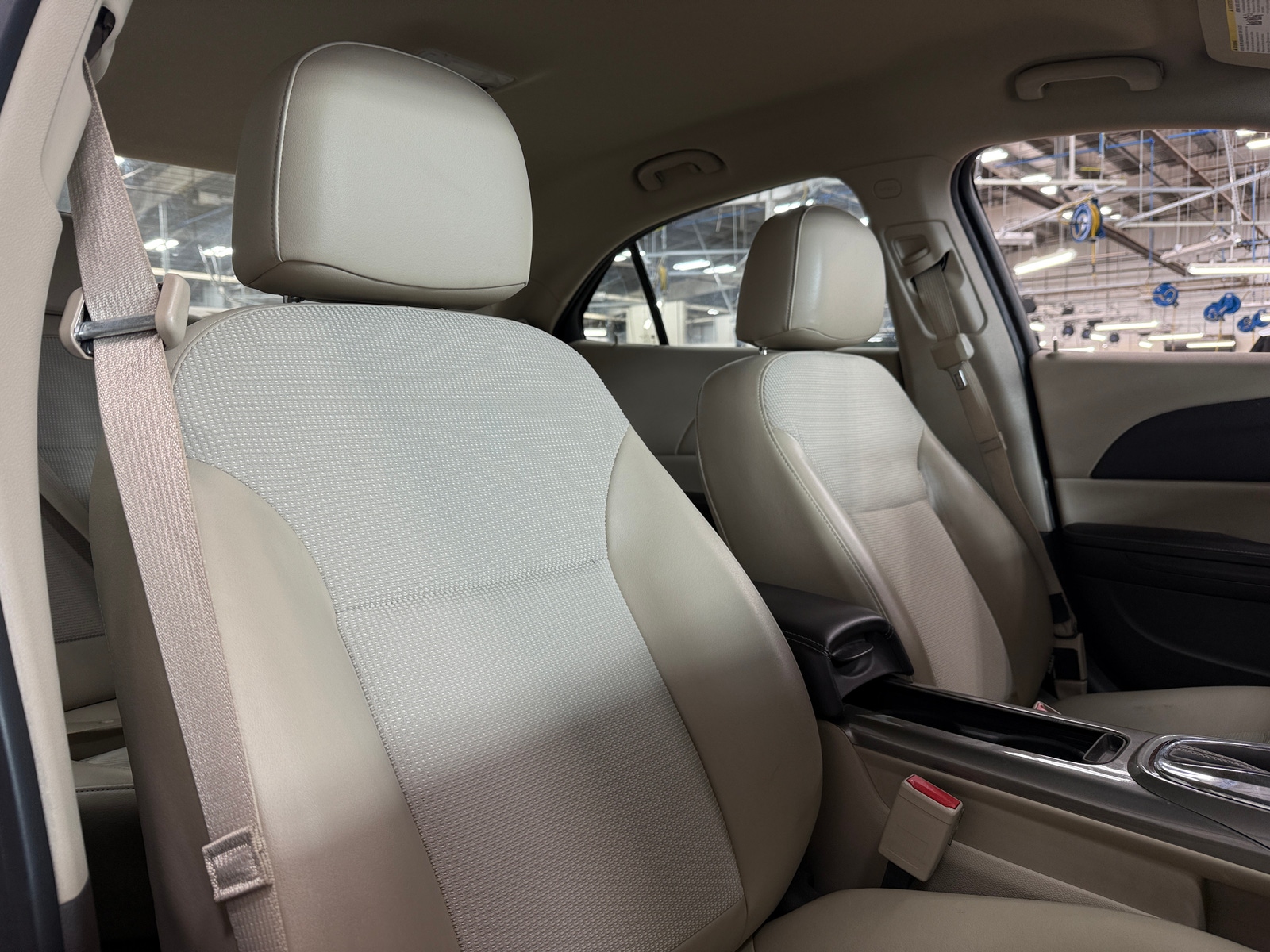 Thumbnail: 2013 Chevrolet Malibu - 2
