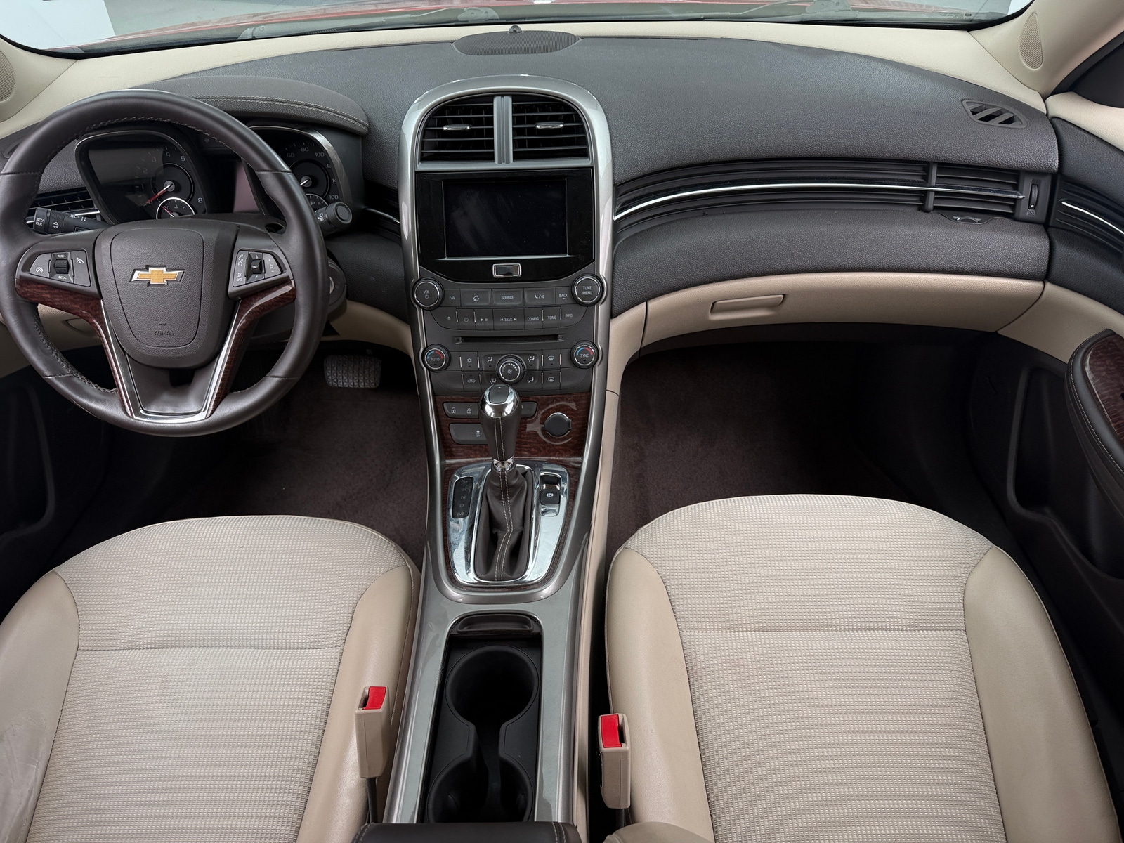 Thumbnail: 2013 Chevrolet Malibu - 3