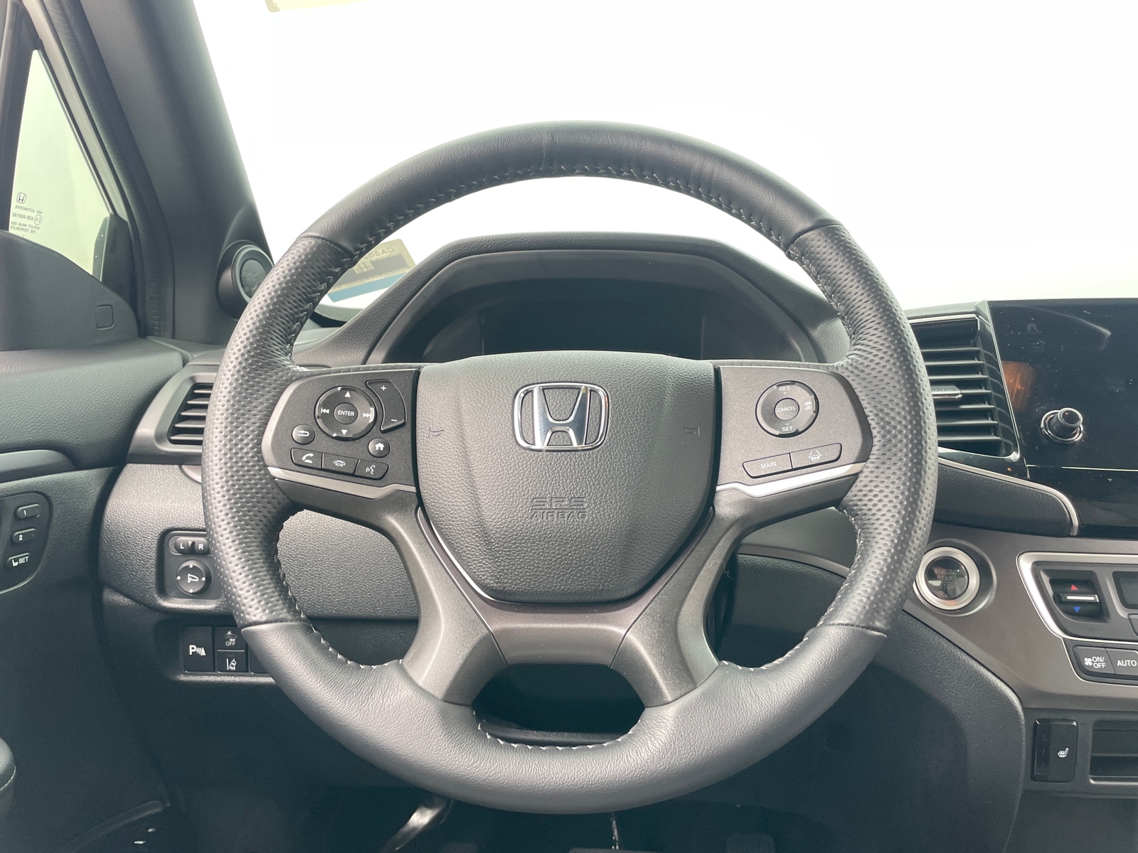 Thumbnail: 2023 Honda Passport - 4