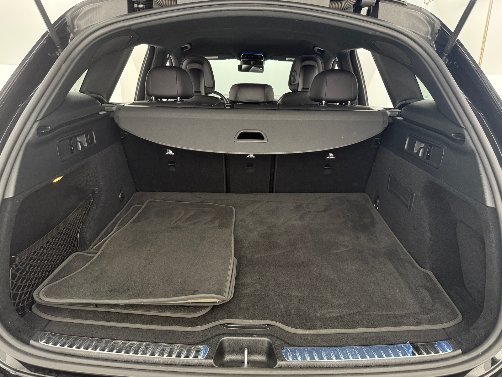 Thumbnail: 2024 Mercedes-Benz GLC - 6