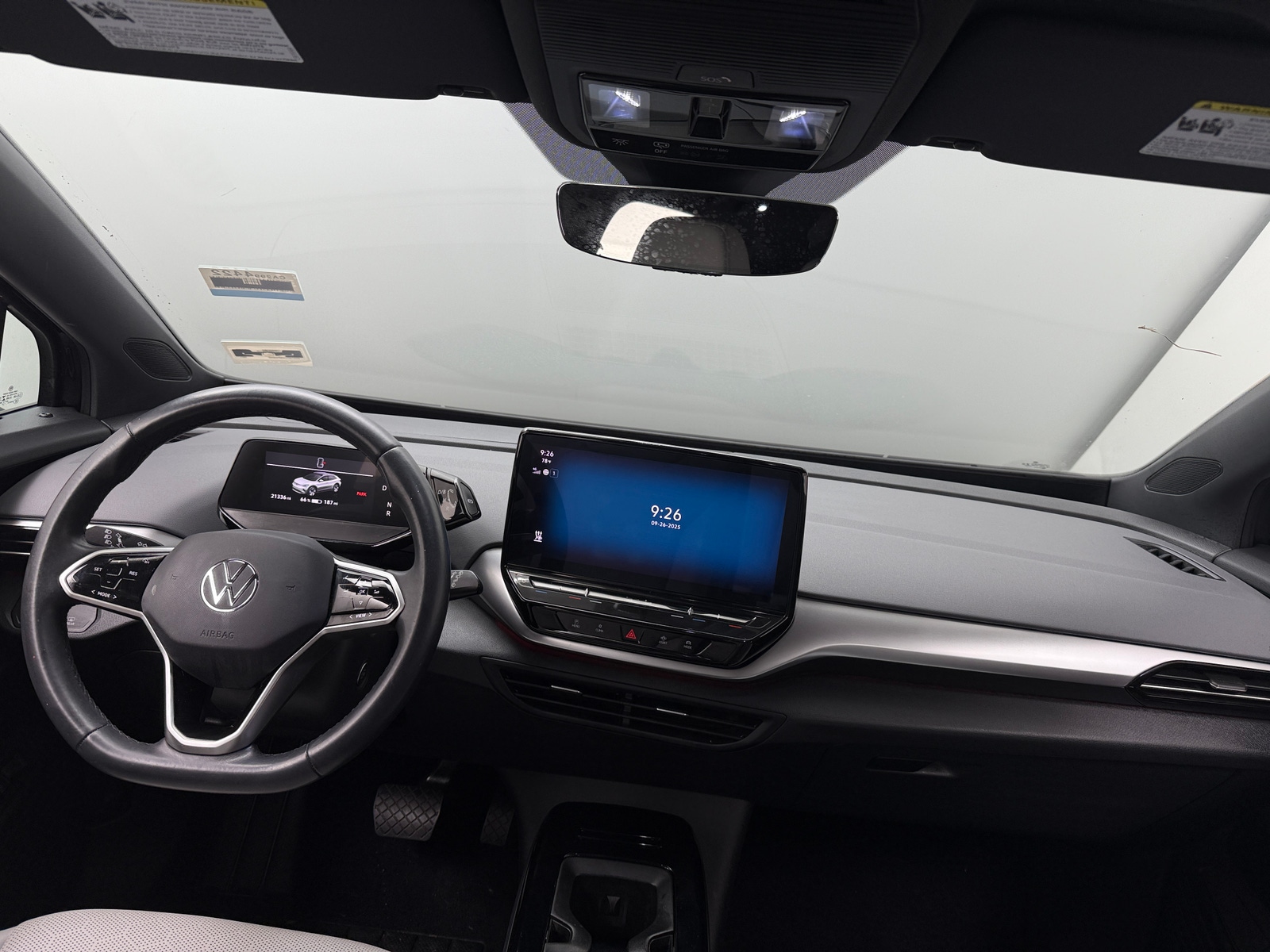 Thumbnail: 2021 Volkswagen ID.4 - 2