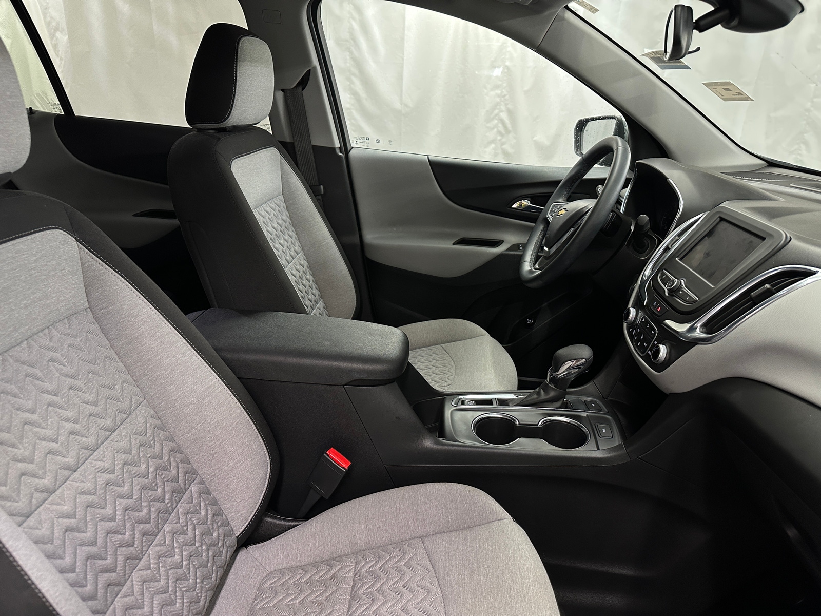 Thumbnail: 2023 Chevrolet Equinox - 2