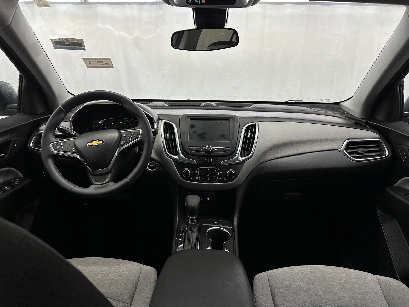 Thumbnail: 2023 Chevrolet Equinox - 3