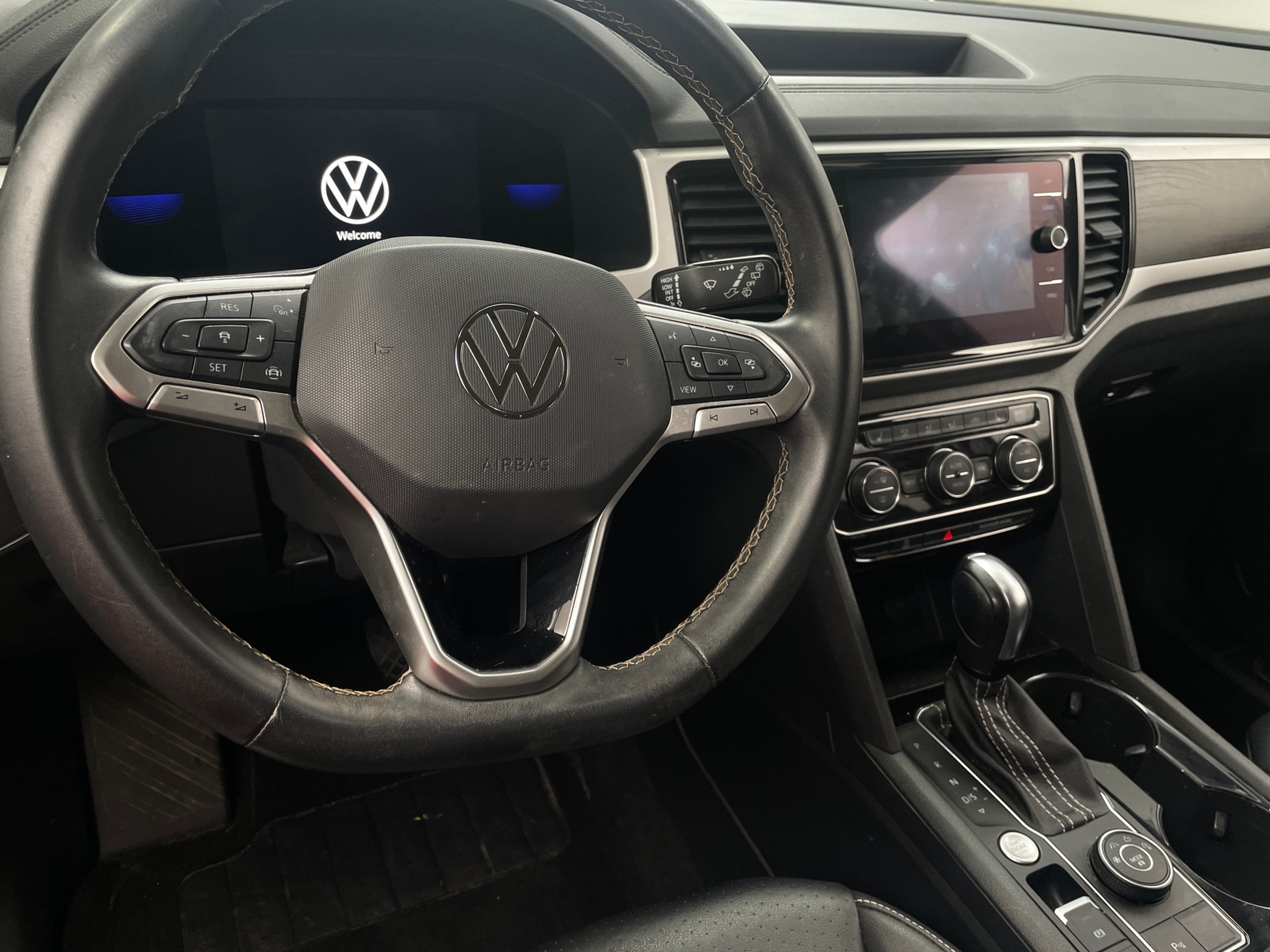 Thumbnail: 2022 Volkswagen Atlas - 5