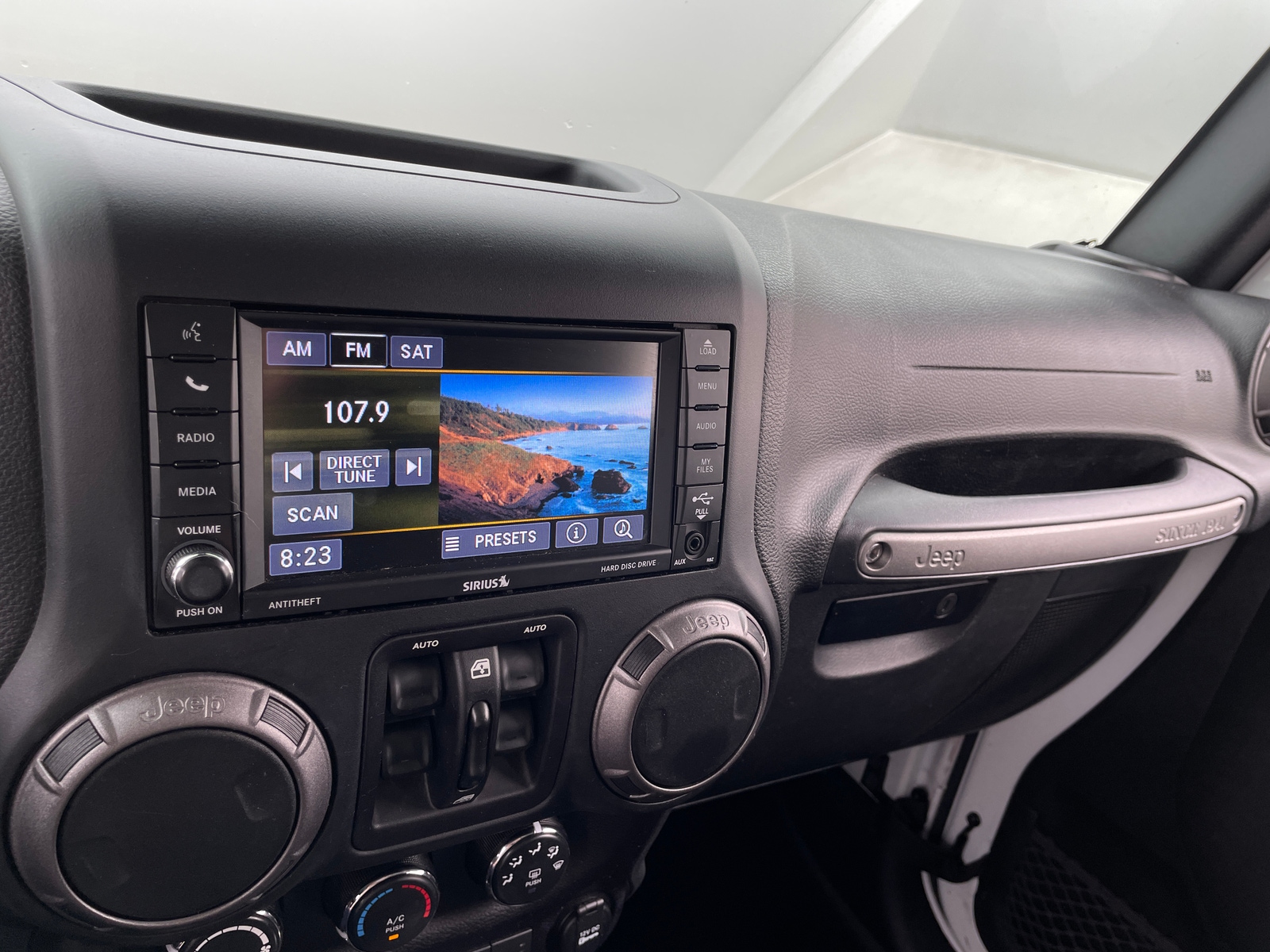 Thumbnail: 2018 Jeep Wrangler - 4