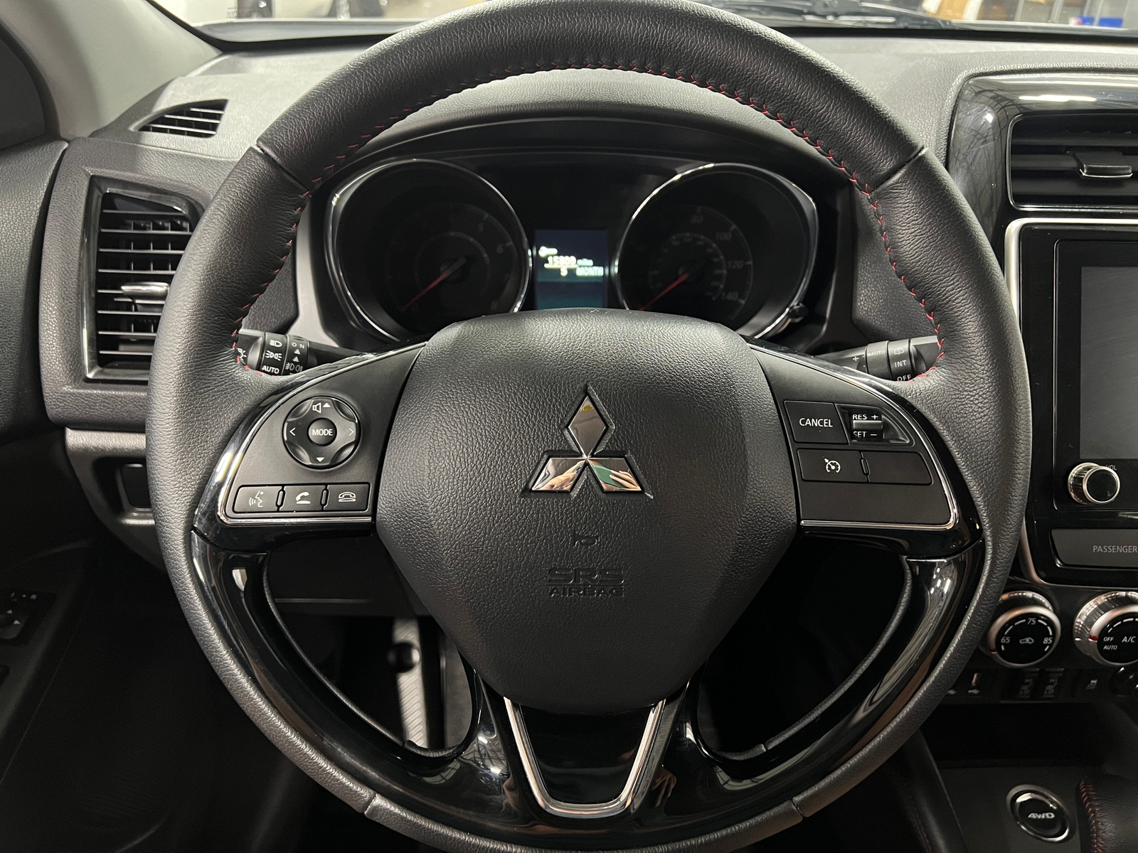 Thumbnail: 2024 Mitsubishi Outlander Sport - 5