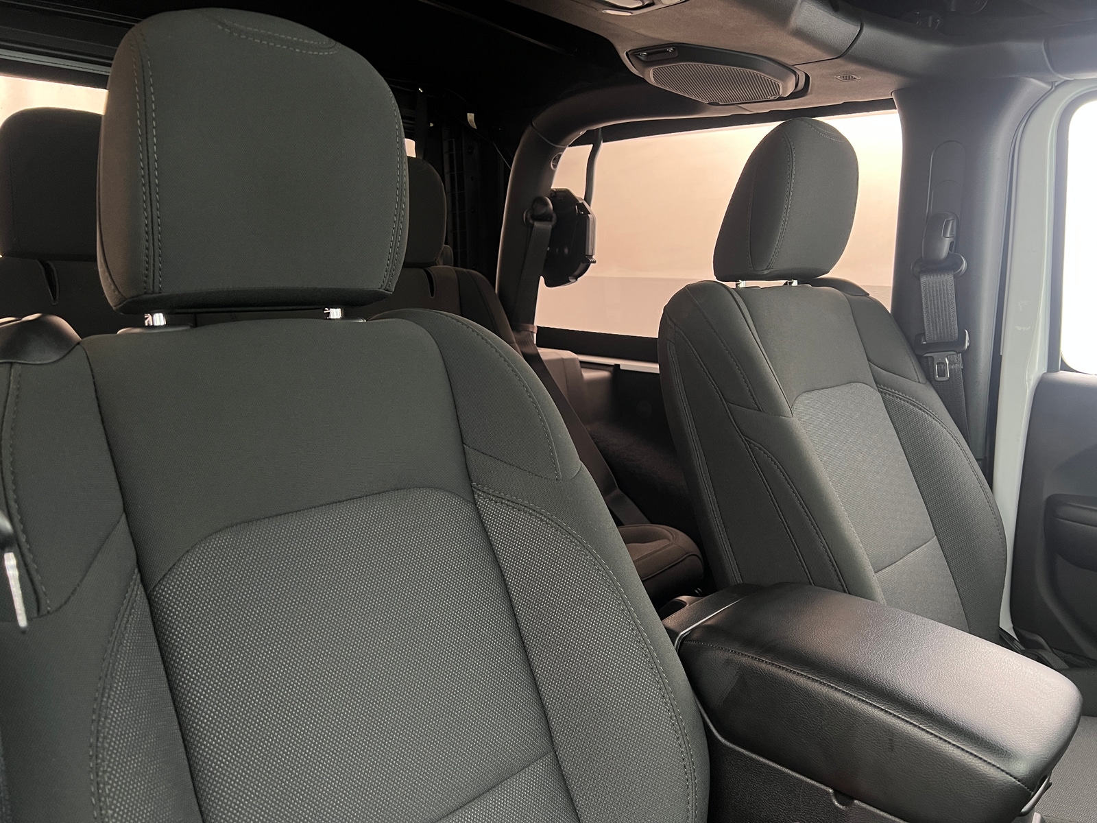 Thumbnail: 2019 Jeep Wrangler - 2