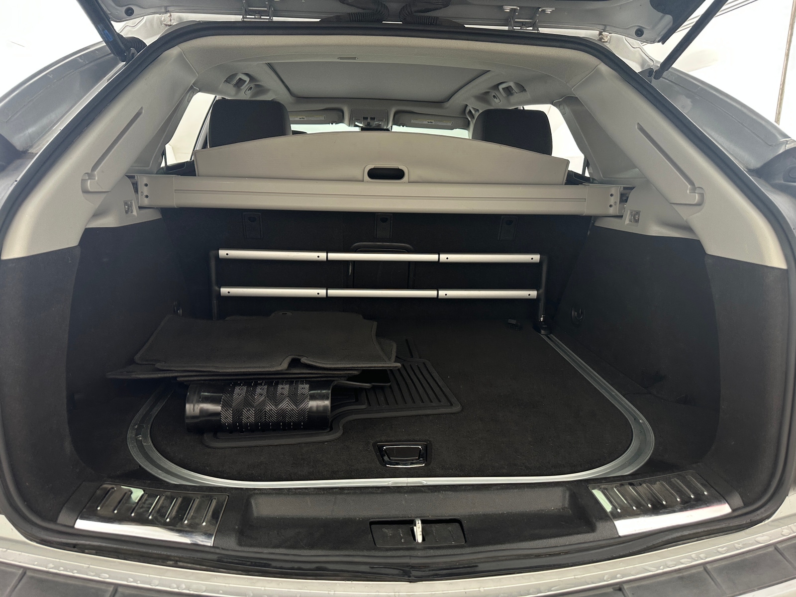 Thumbnail: 2014 Cadillac SRX - 6