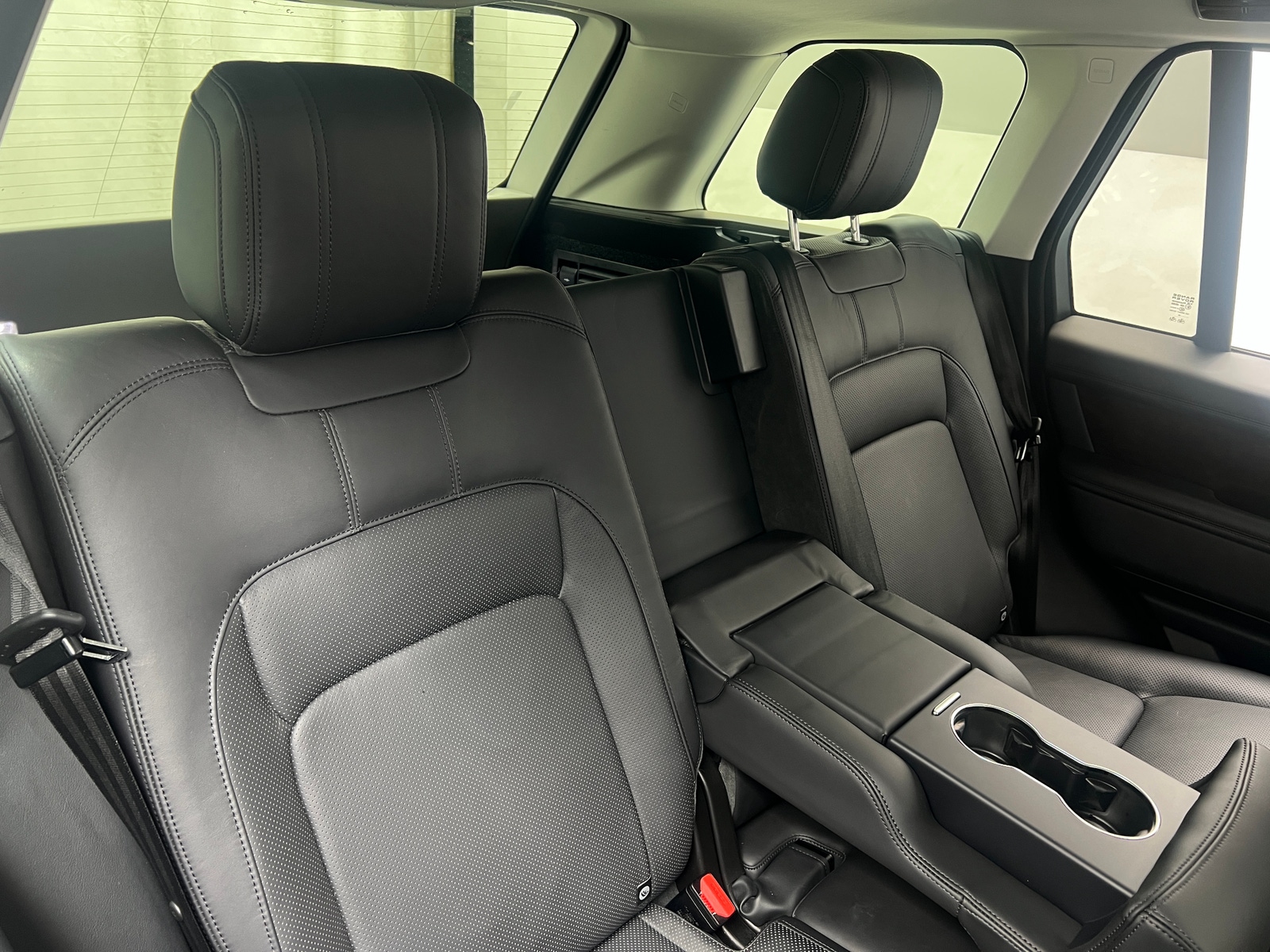 Thumbnail: 2020 Land Rover Range Rover - 5