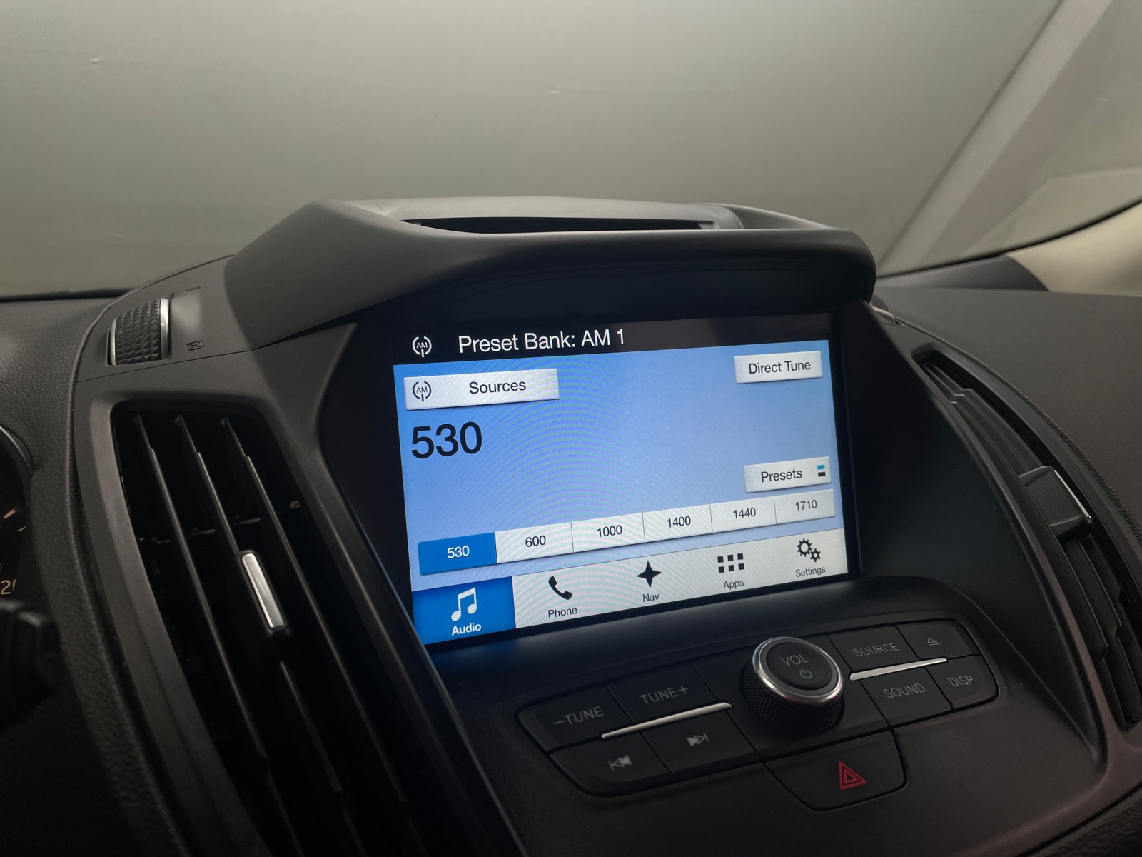 Thumbnail: 2017 Ford Escape - 4