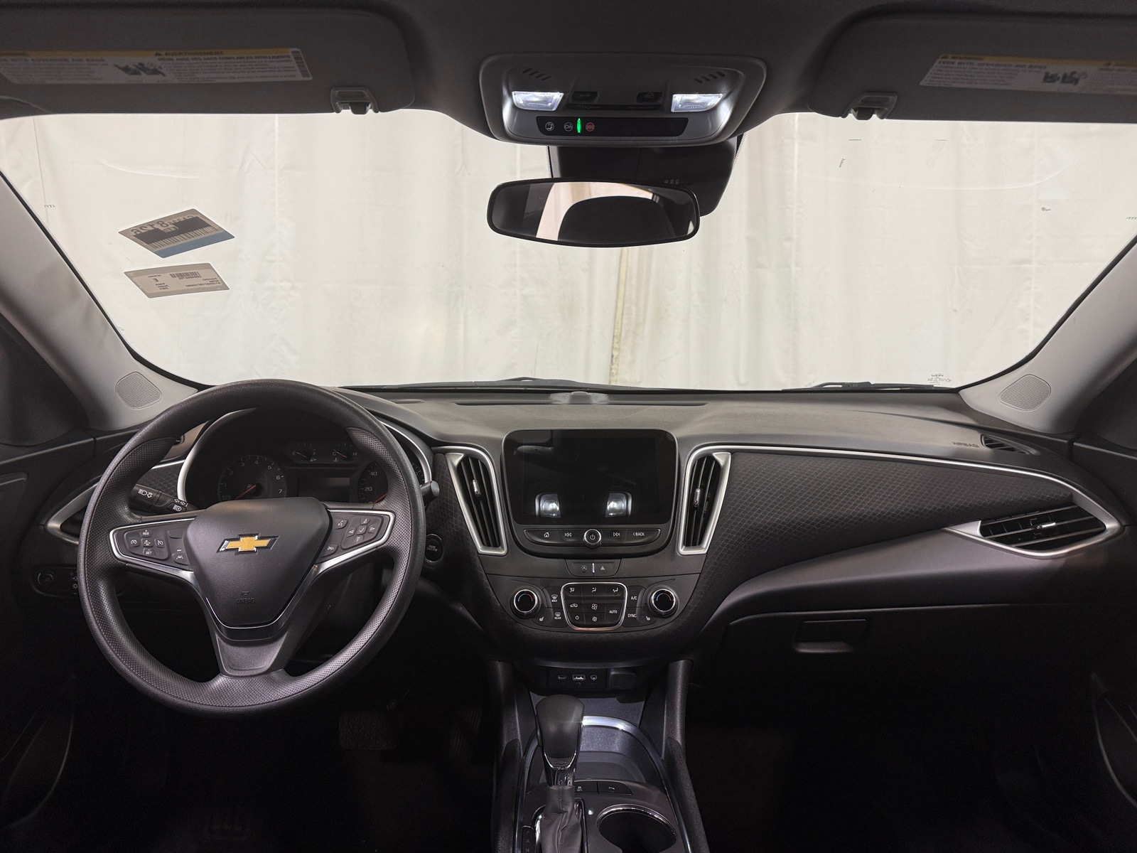 Thumbnail: 2024 Chevrolet Malibu - 3