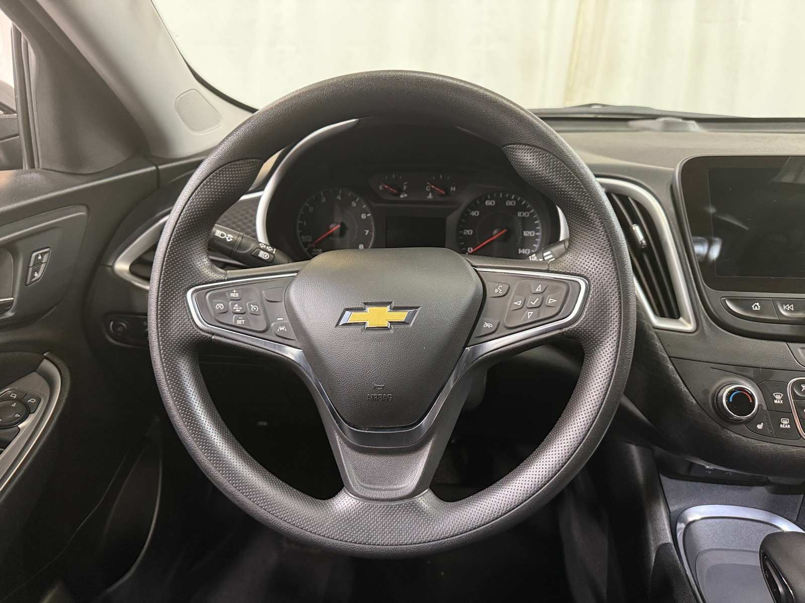 Thumbnail: 2024 Chevrolet Malibu - 5