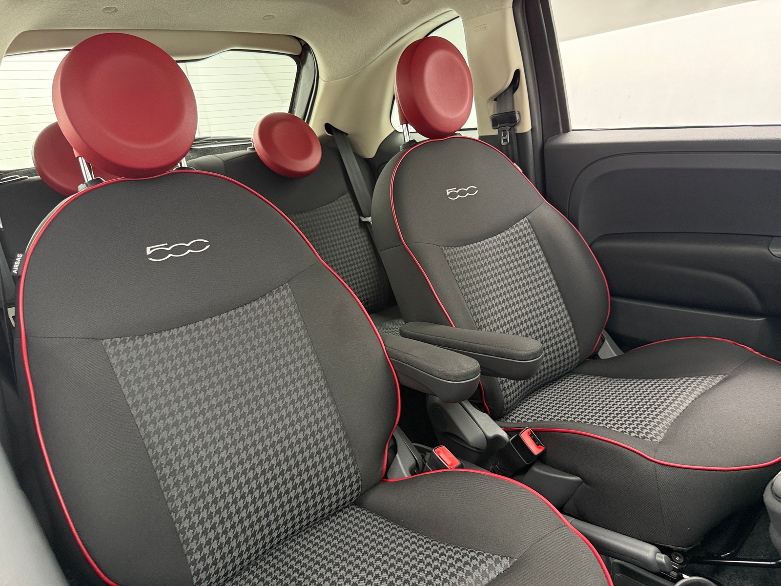 Thumbnail: 2019 Fiat 500 - 2