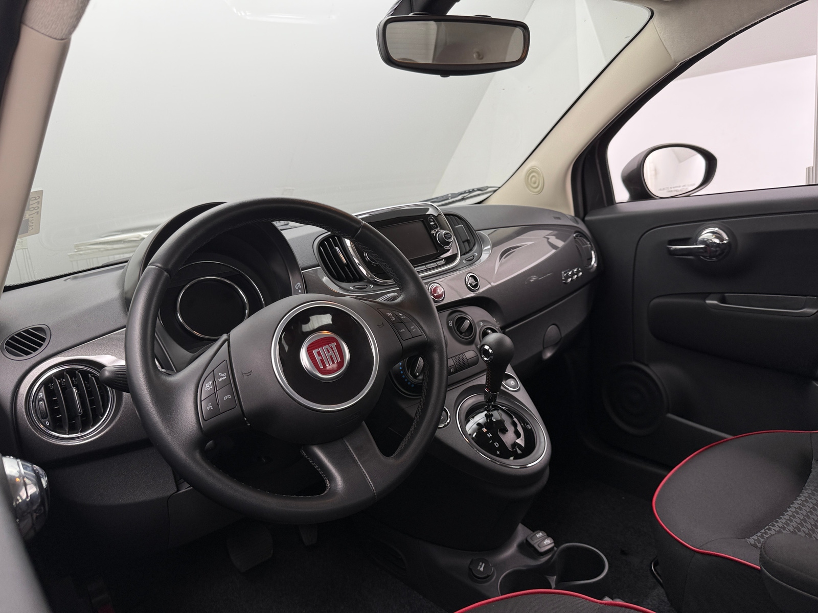 Thumbnail: 2019 Fiat 500 - 3