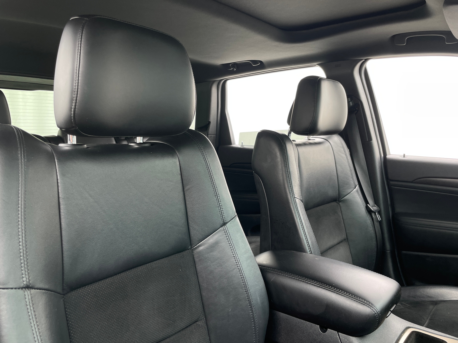 Thumbnail: 2014 Jeep Grand Cherokee - 2