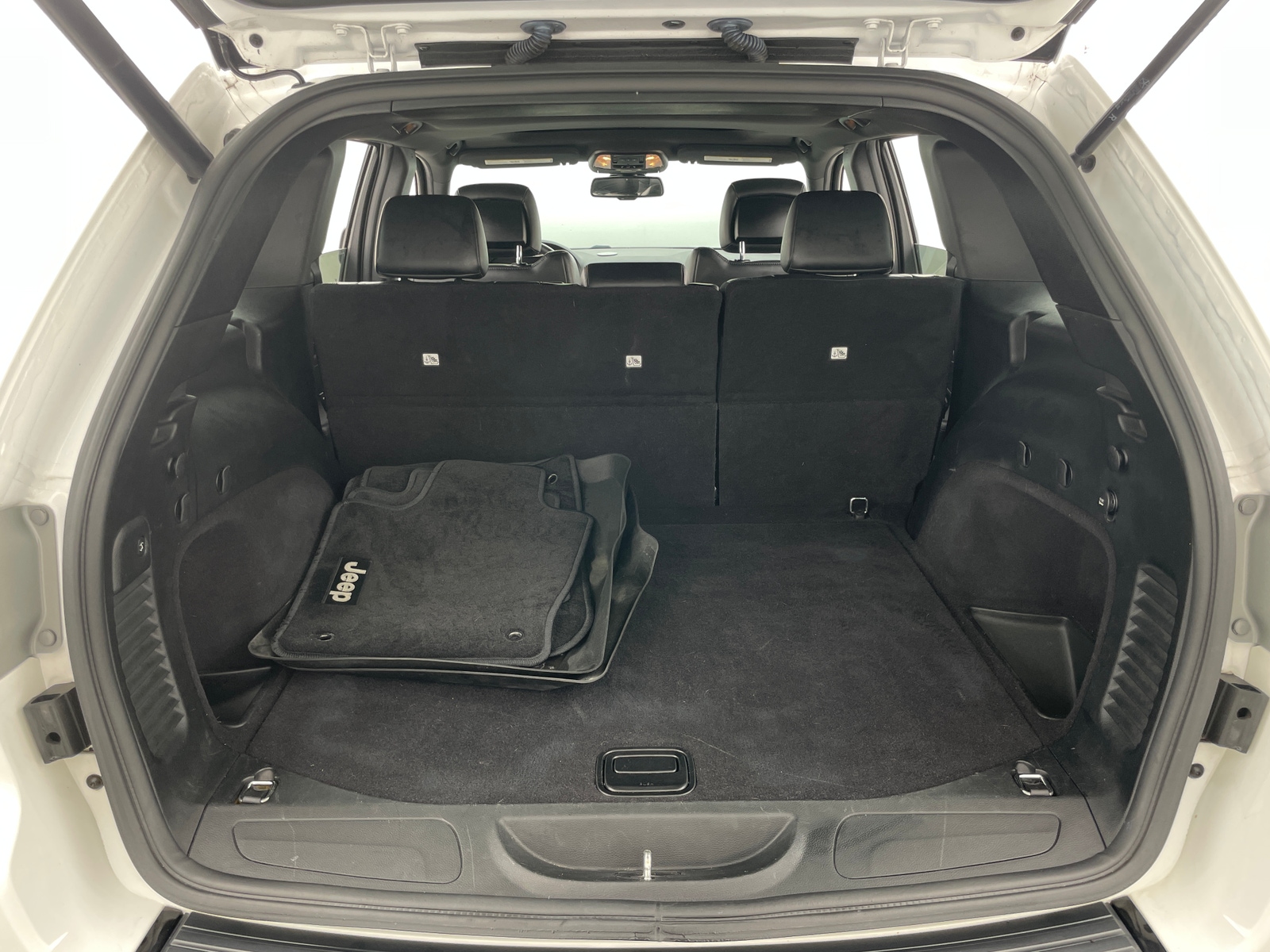 Thumbnail: 2014 Jeep Grand Cherokee - 7