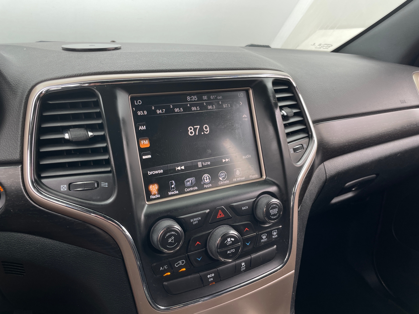 Thumbnail: 2014 Jeep Grand Cherokee - 4