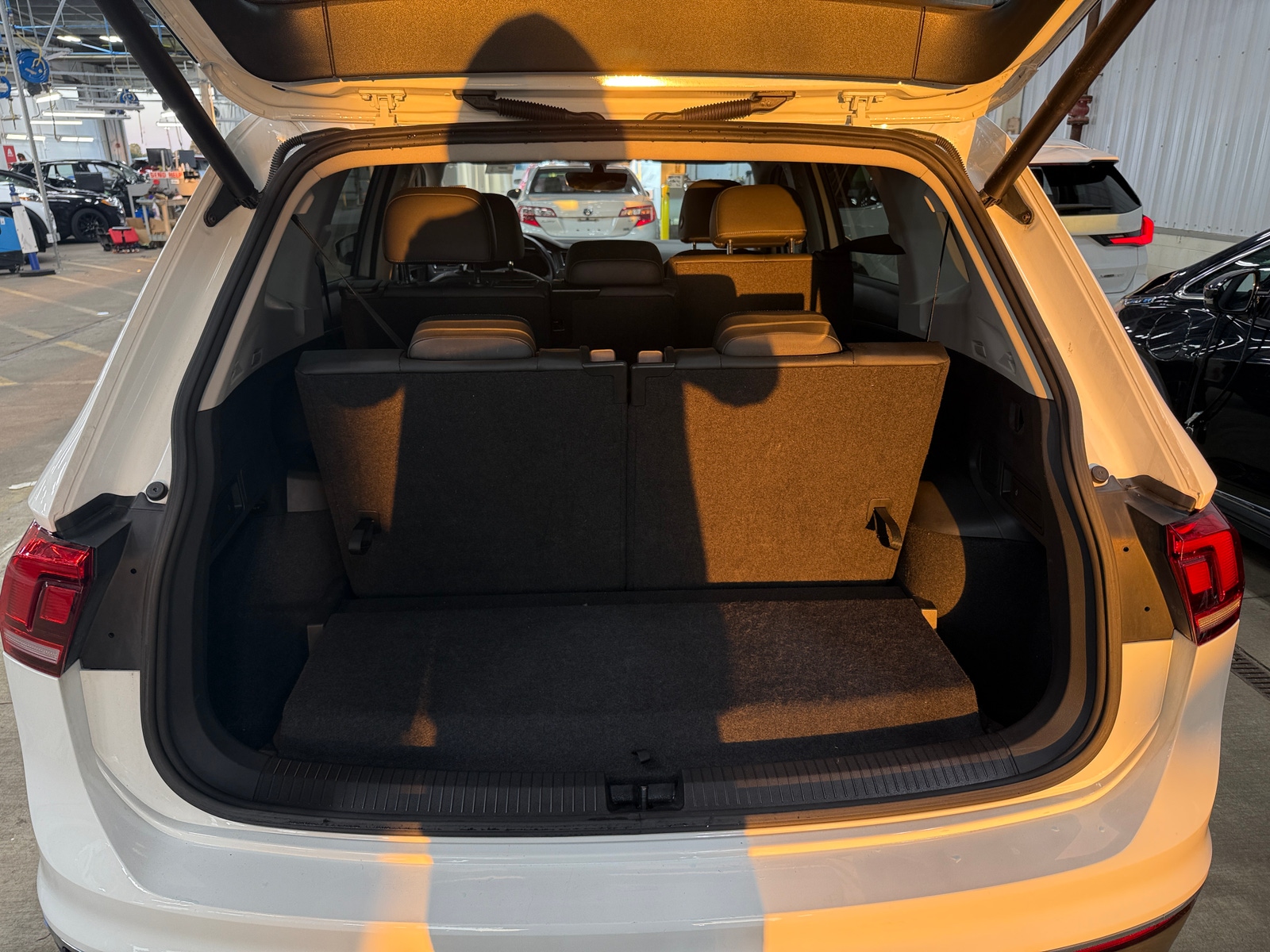 Thumbnail: 2019 Volkswagen Tiguan - 6