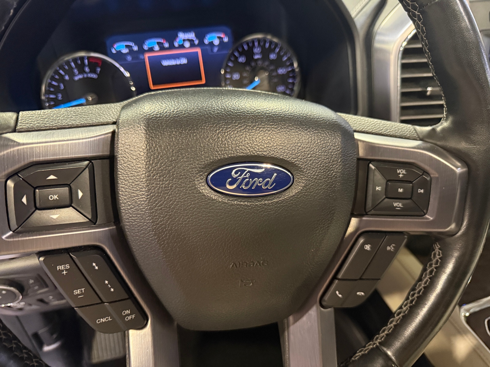 Thumbnail: 2019 Ford Expedition MAX - 4