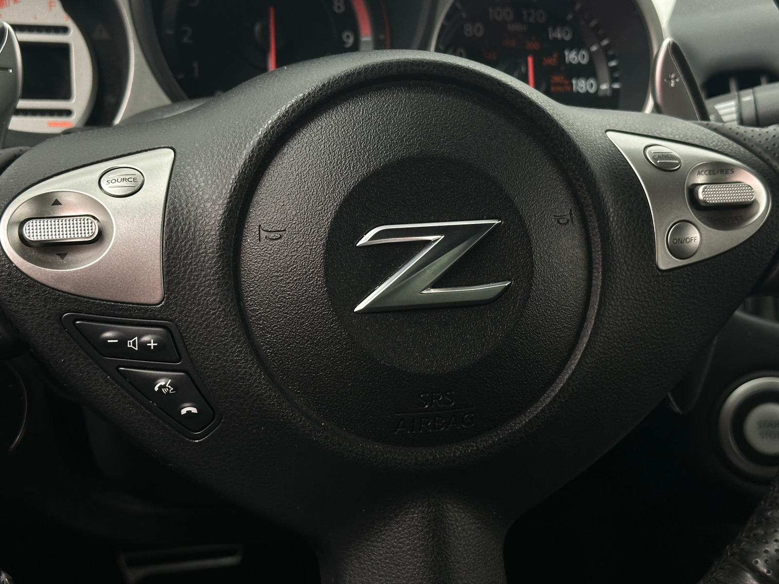 Thumbnail: 2010 Nissan Z - 5